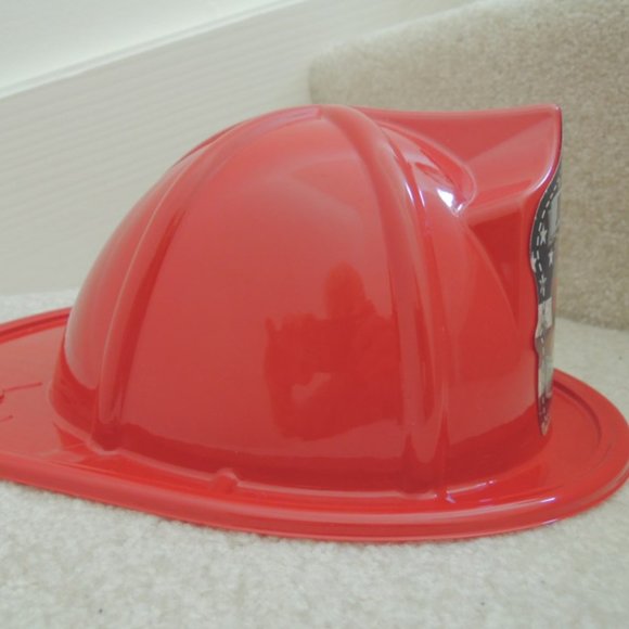 Firemans Hat Red Plastic Firefighter Hat Costume Fits Most NEW - Picture 2 of 7